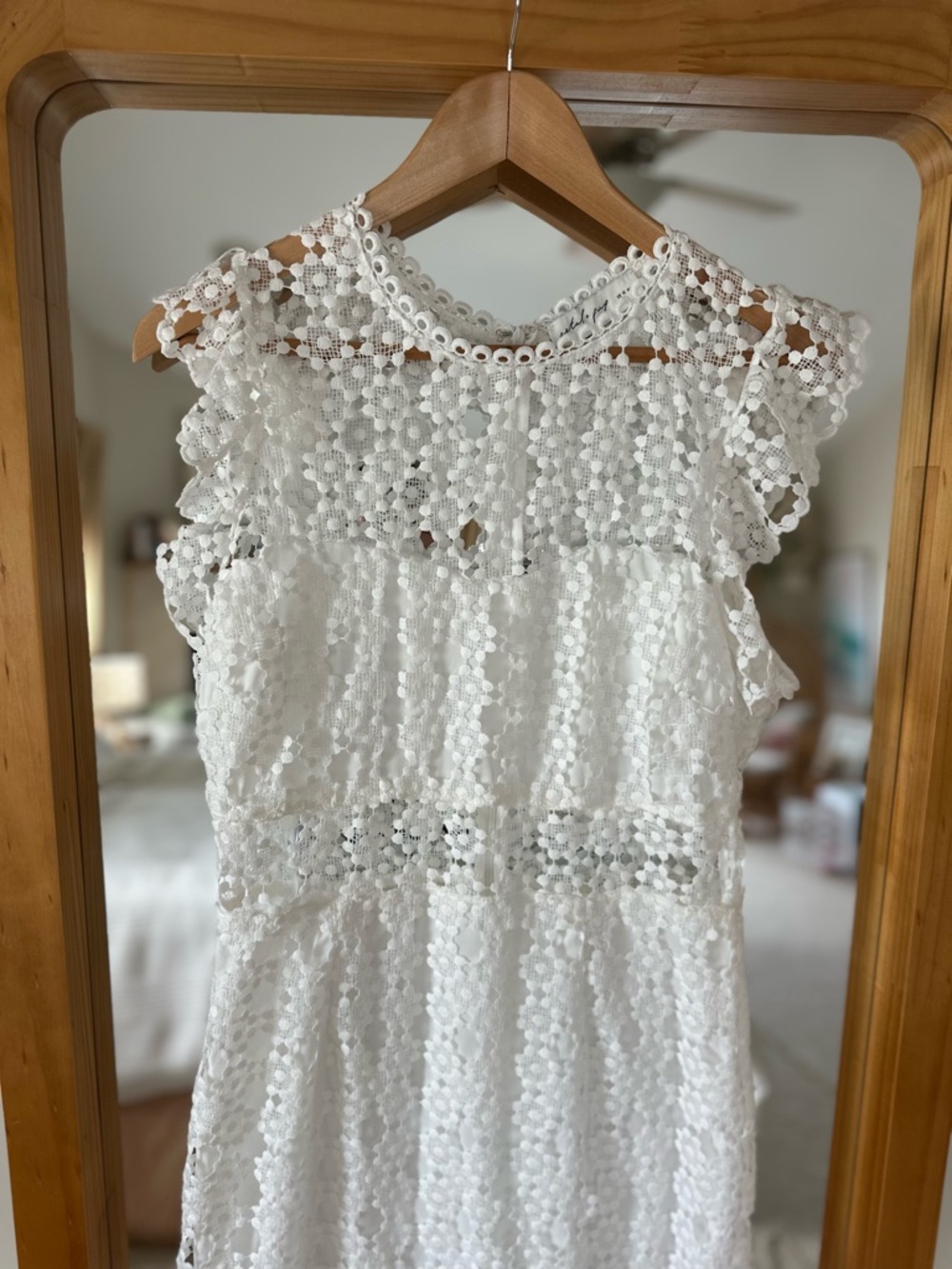 Petal & Pup White Lace Midi Dress - Picture 8 of 13